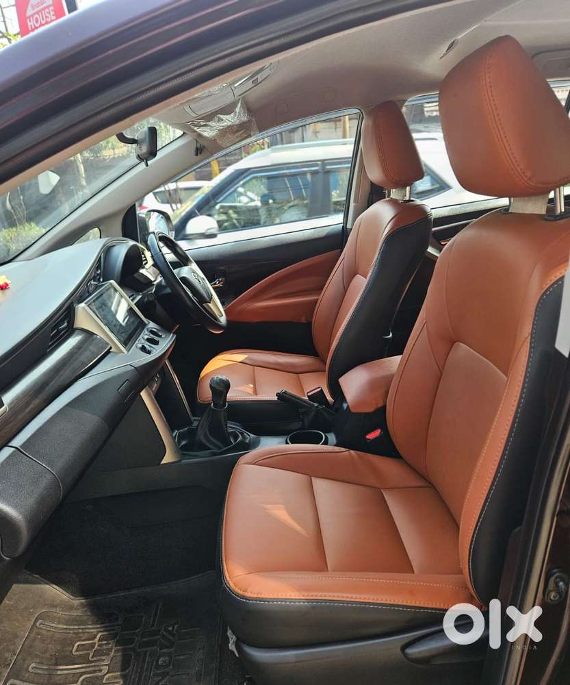 Toyota Innova Crysta 2.4 G Mt 8s, 2017, Diesel
