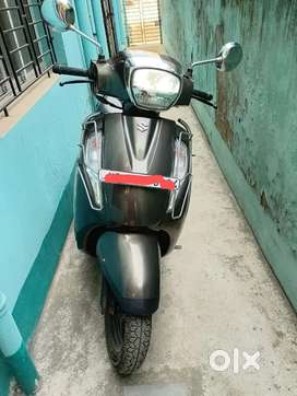 Battery Buy Sell Second Hand Scooty in West Bengal Used Scooters in West Bengal OLX