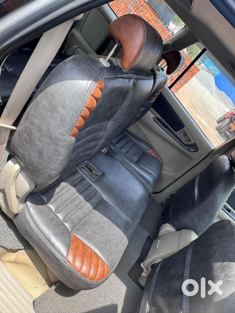 Toyota Innova 2.5 Gx 8 Seater Limited Edition, 2014, Diesel