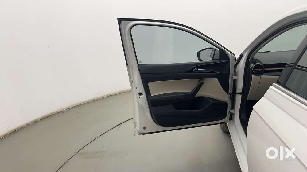 Skoda Slavia Style 1.5l Tsi Dsg, 2022, Petrol