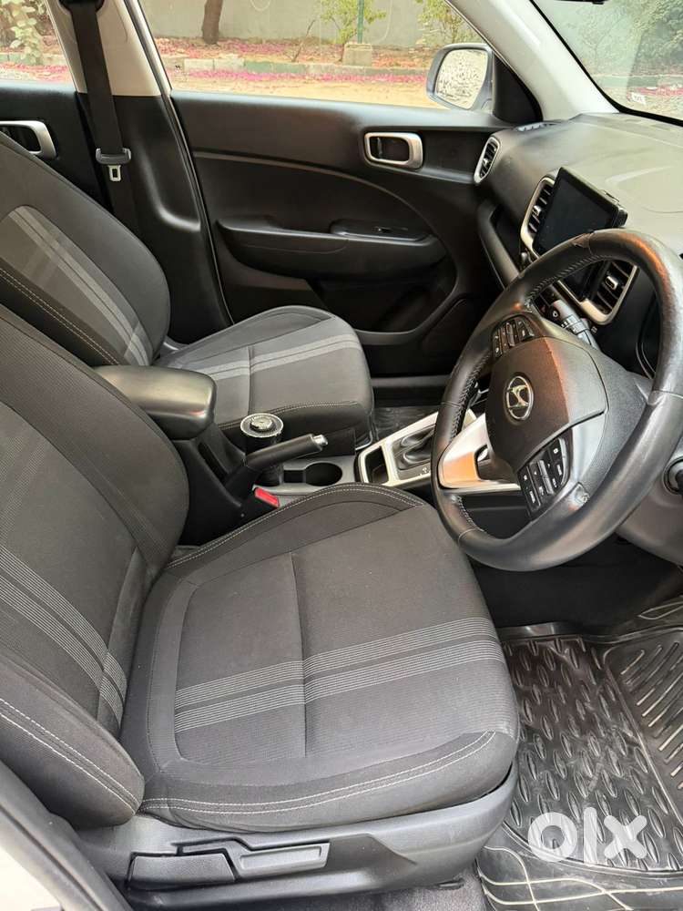 Hyundai Venue Sx Plus Turbo Dct, 2020, Petrol