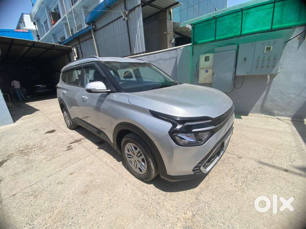 Kia Carens G 1.5 6mt Premium (o) 7-seater, 2023, Petrol