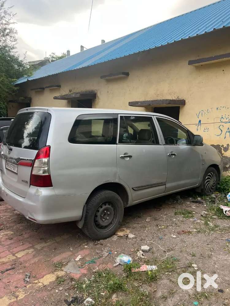 Toyota Innova 2.5 G3 2010