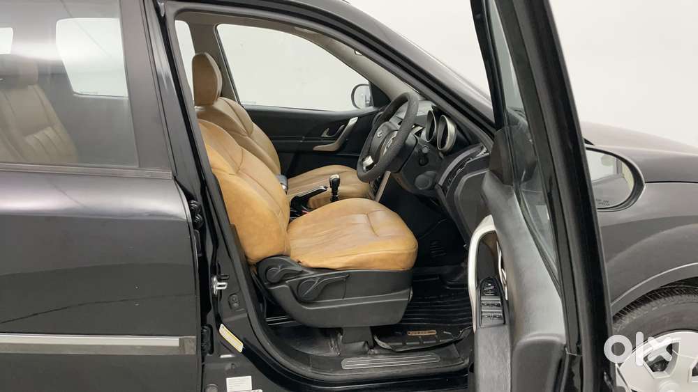 Mahindra Xuv500 W7, 2020, Diesel