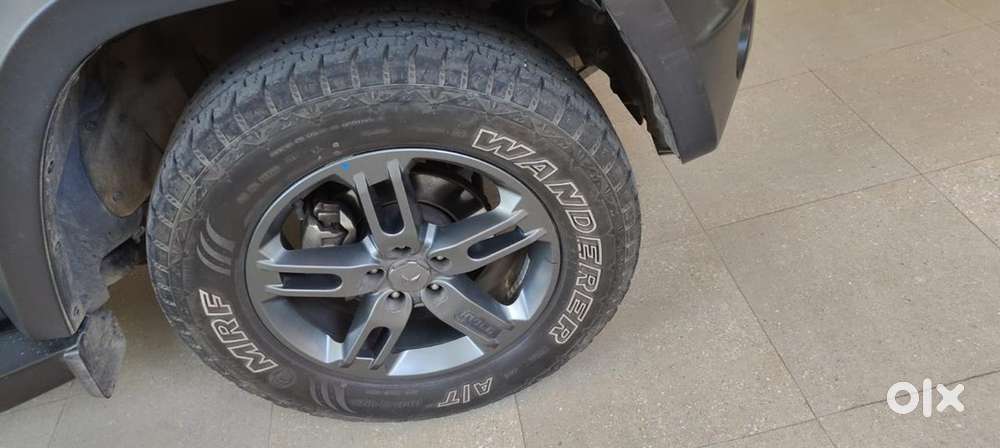 Mahindra Thar Petrol 2023