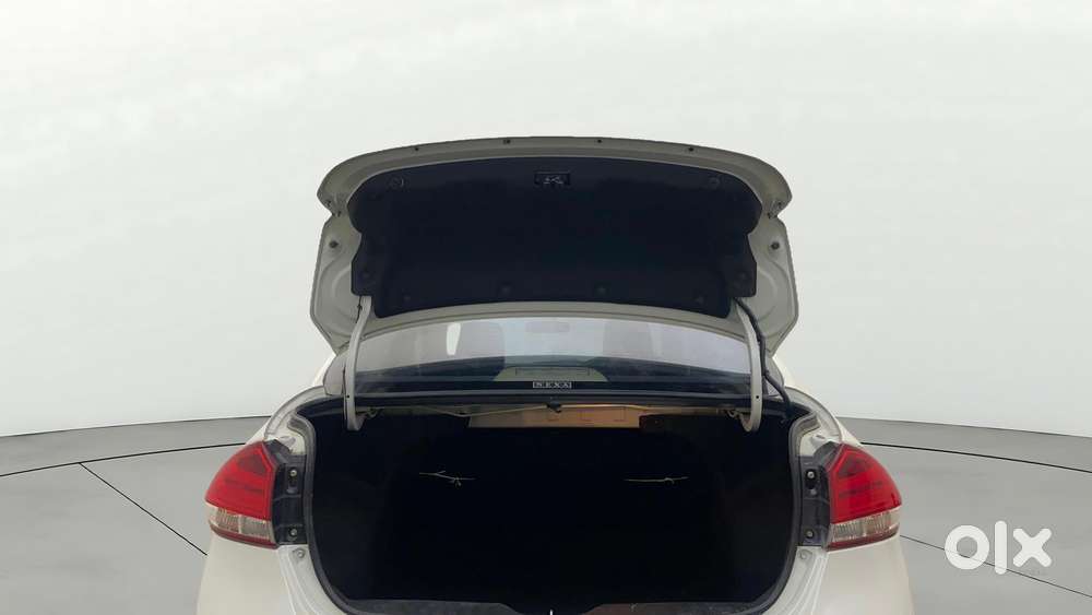 Maruti Suzuki Ciaz 1.5 Zeta Shvs Mt, 2021, Petrol