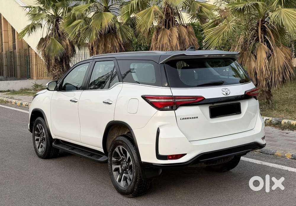 Toyota Fortuner Legender 4x2 At 2.8, 2023, Diesel