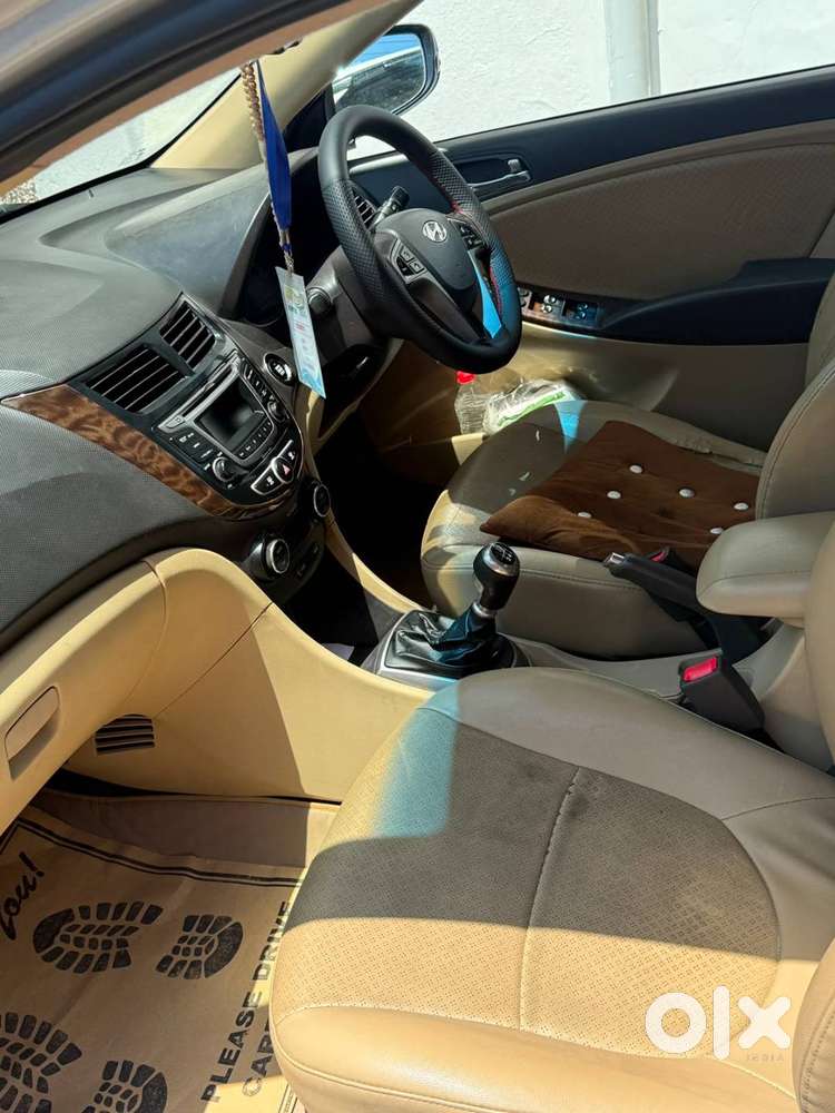 Hyundai Verna 2015
