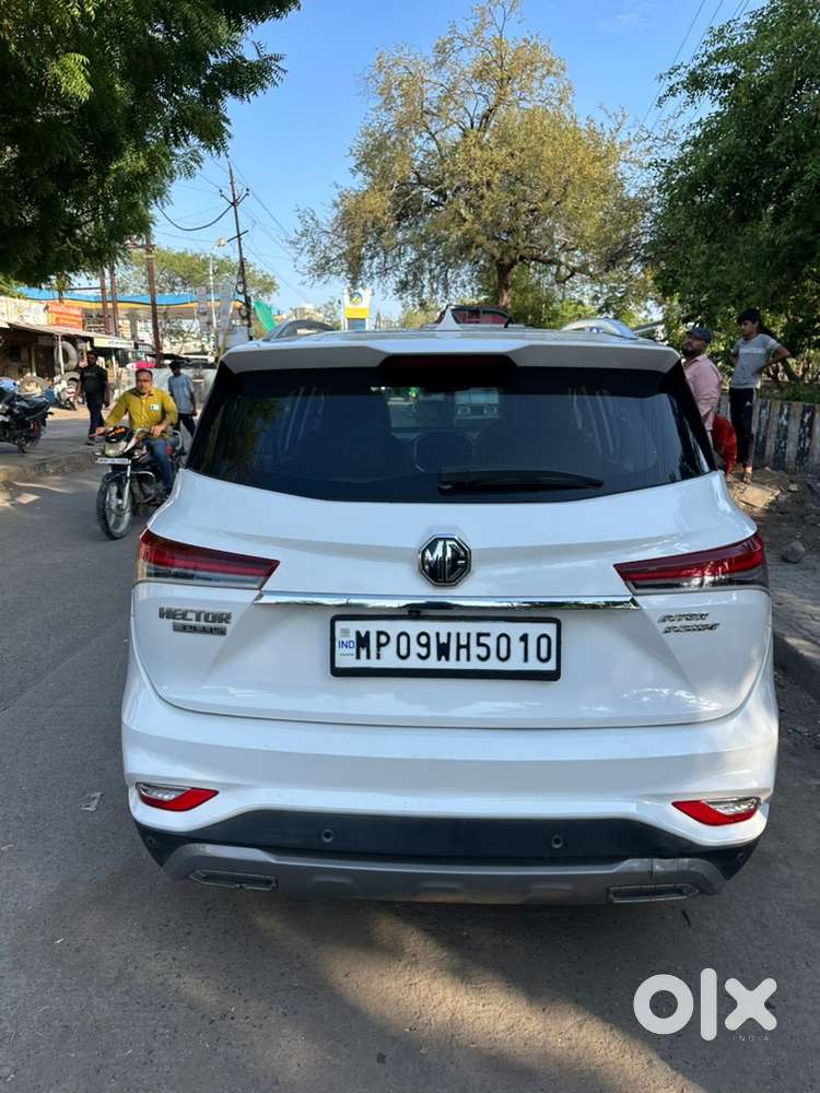 Mg Hector Plus 2021