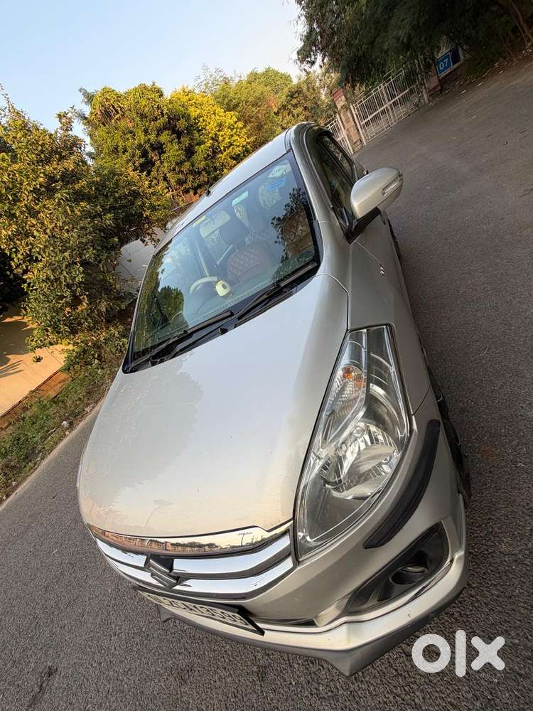 Maruti Suzuki Ertiga 1.4 Vxi Cng Anniversary Edition, 2018, Cng & Hy..