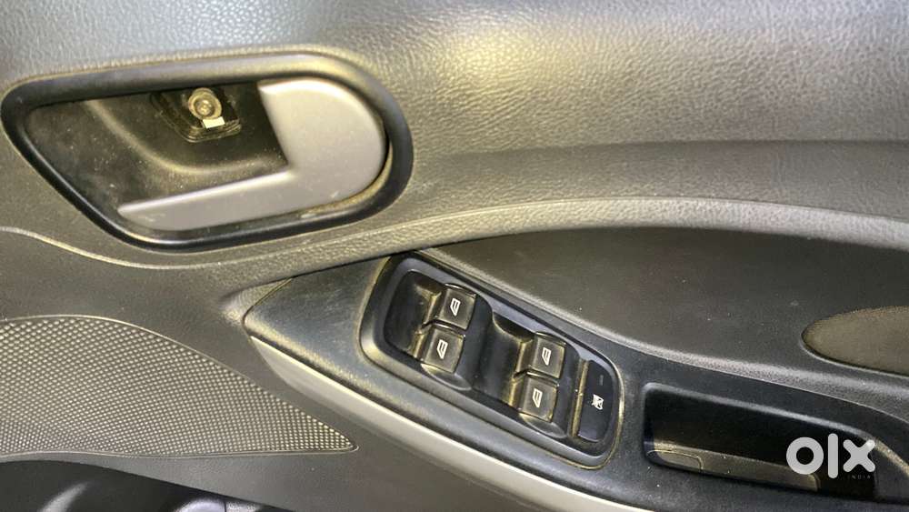 Ford Figo 2012-2015 Petrol Titanium, 2017, Petrol