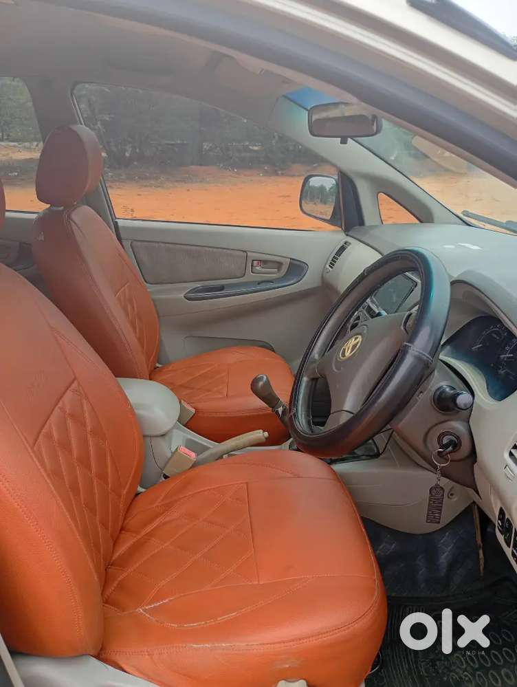 Toyota Innova 2010 G4 Limited Edison