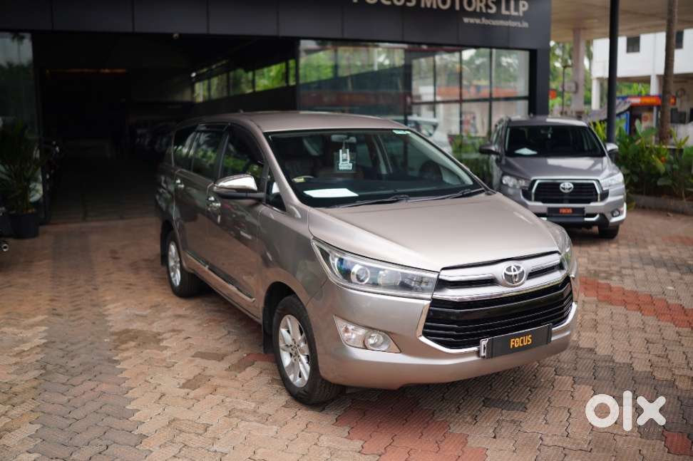 Toyota Innova Crysta 2.8z Automatic, 2017, Diesel
