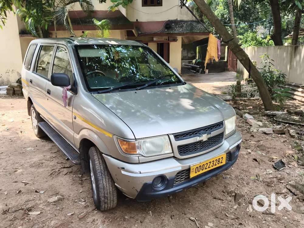 Chevrolet Tavera Neo 2015