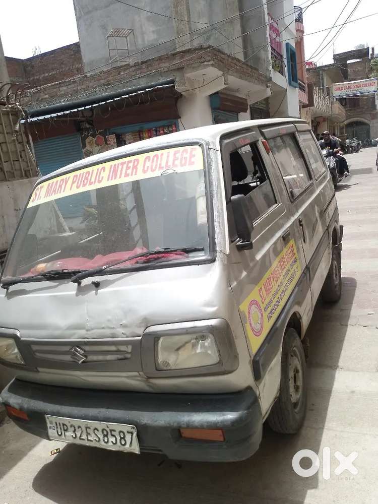 Omin Van Is Good Condition 2013 Model And 2 Owners And Km 80,000