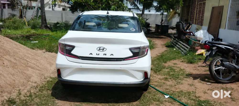 Hyundai Aura
