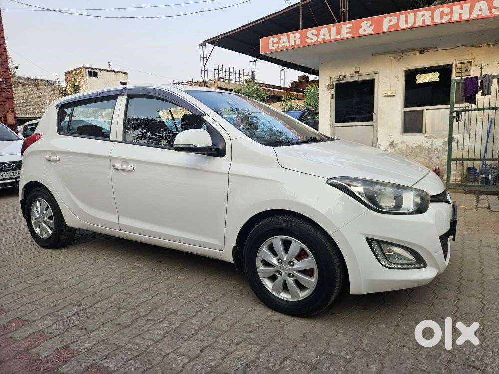 Hyundai I20 Sportz 1.4 Crdi, 2014, Diesel