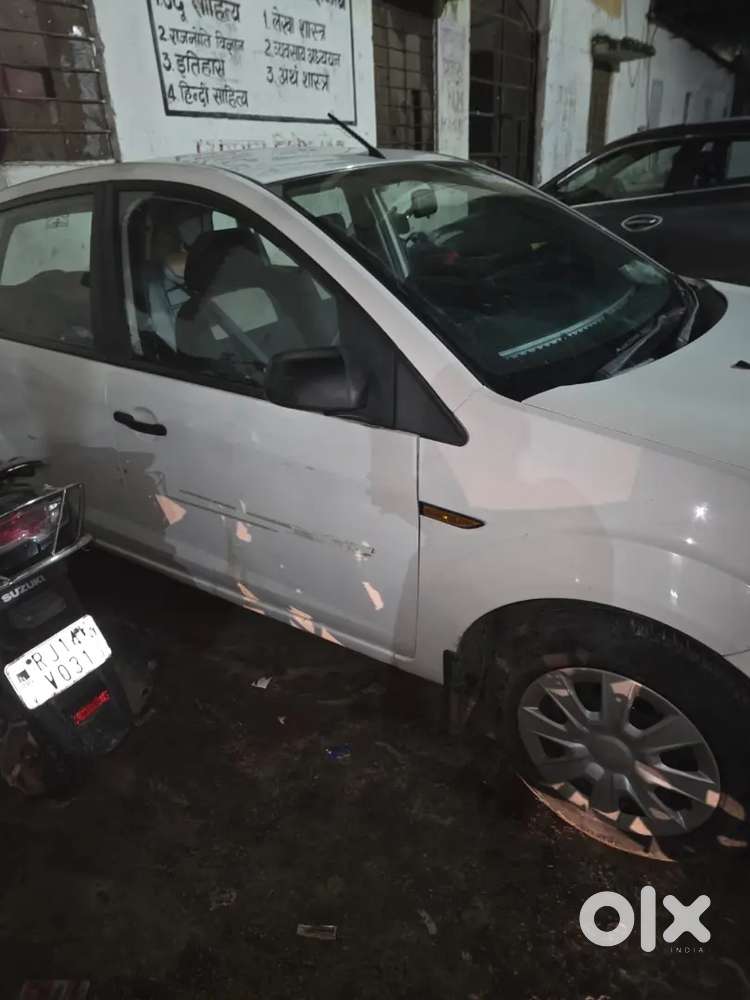 Ford Figo 1.2 Petrol 2015