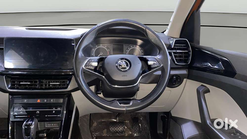 Skoda Kushaq Style 1.0l Tsi At, 2022, Petrol