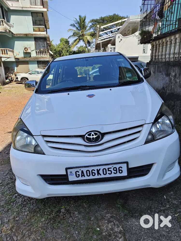 Toyota Innova 2010 Diesel Well Maintained