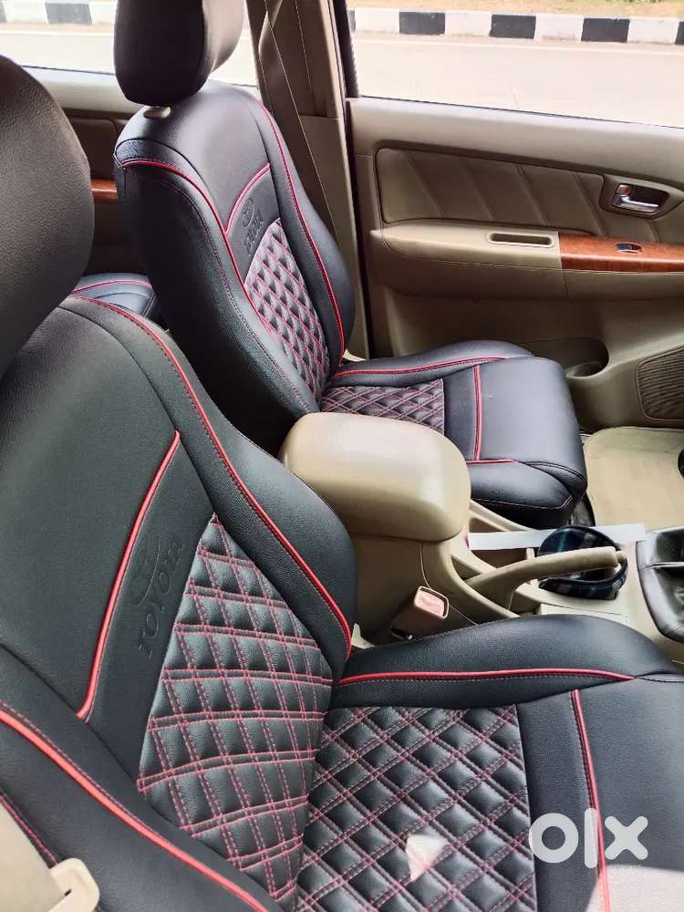 Toyota Fortuner 2011 Diesel 140000 Km Driven