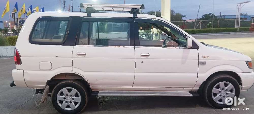 Chevrolet Tavera Neo 2016 Diesel