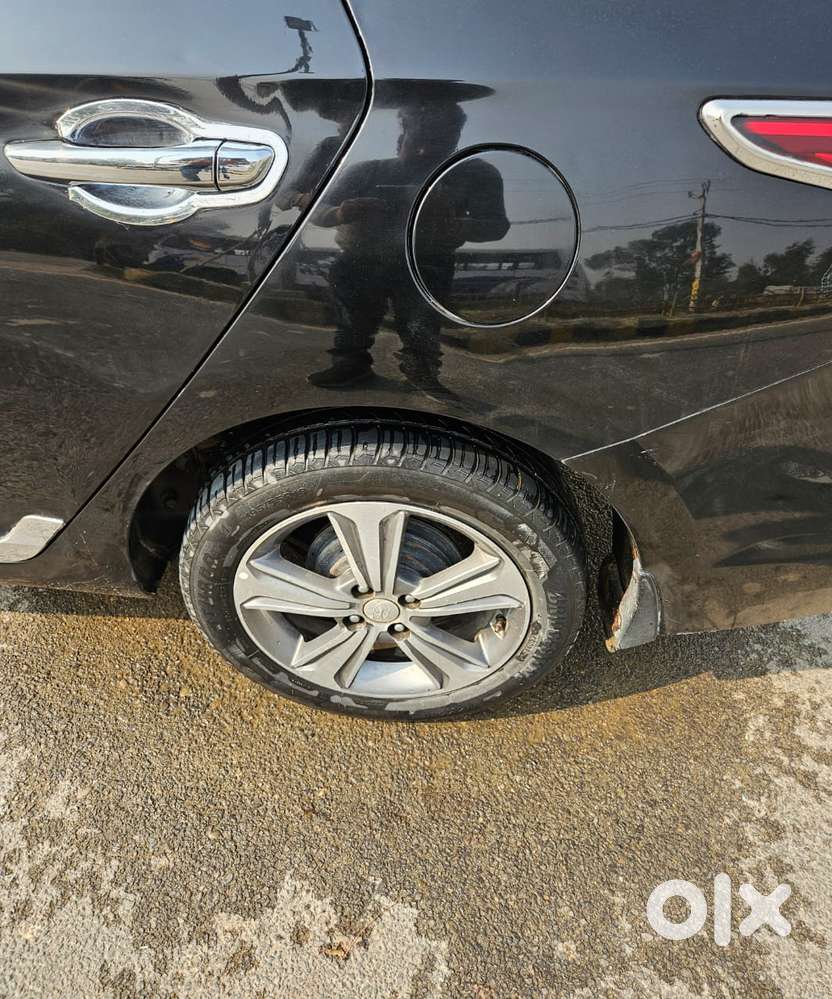 Hyundai Verna 1.6 Sx (o) Crdi At, 2018, Diesel