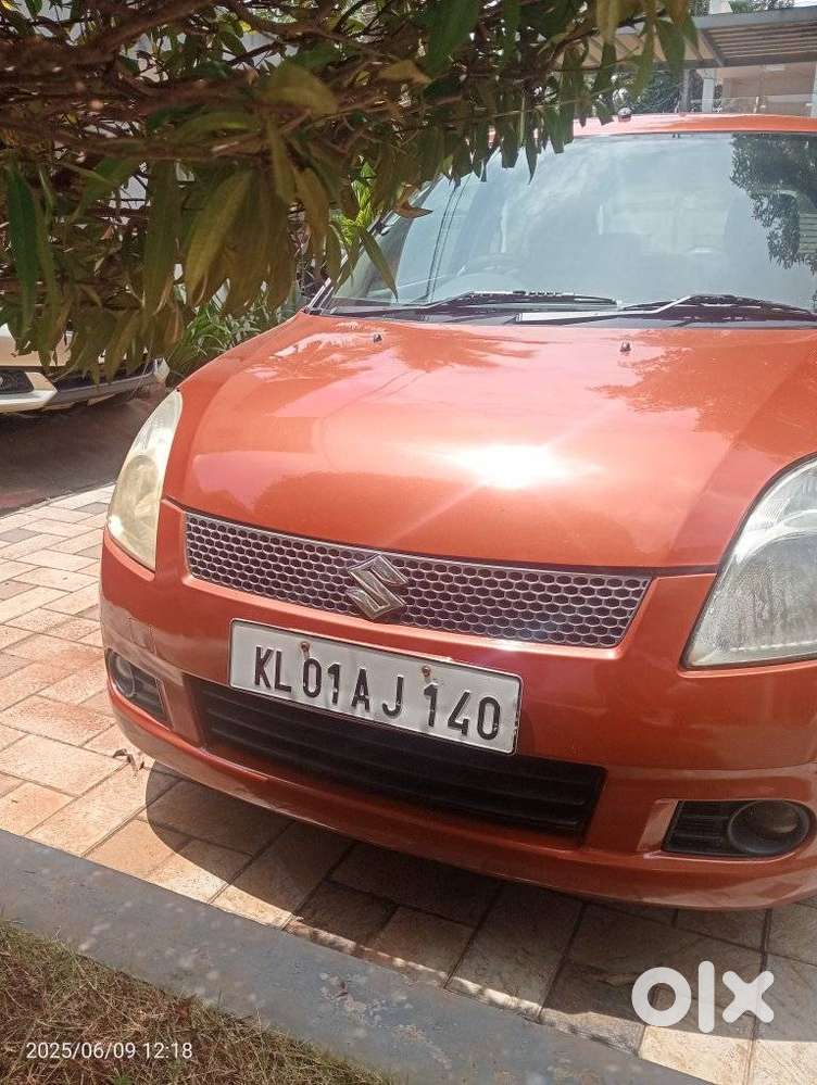Maruti Suzuki Swift 2004-2010 1.3 Lxi, 2005, Petrol