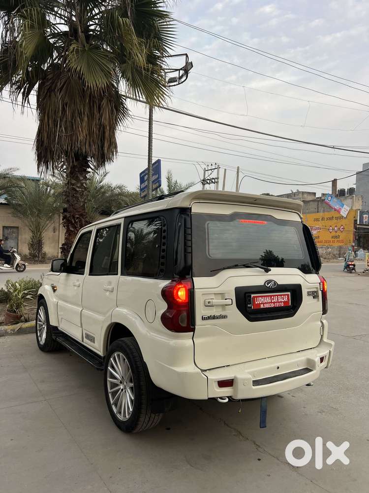Mahindra Scorpio S10 7 Seater, 2015, Diesel