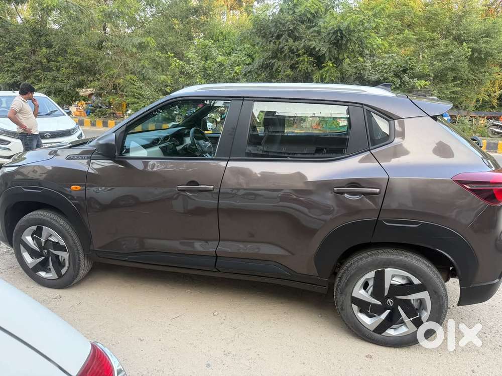 Nissan Magnite 1.0 Xv, 2023, Petrol