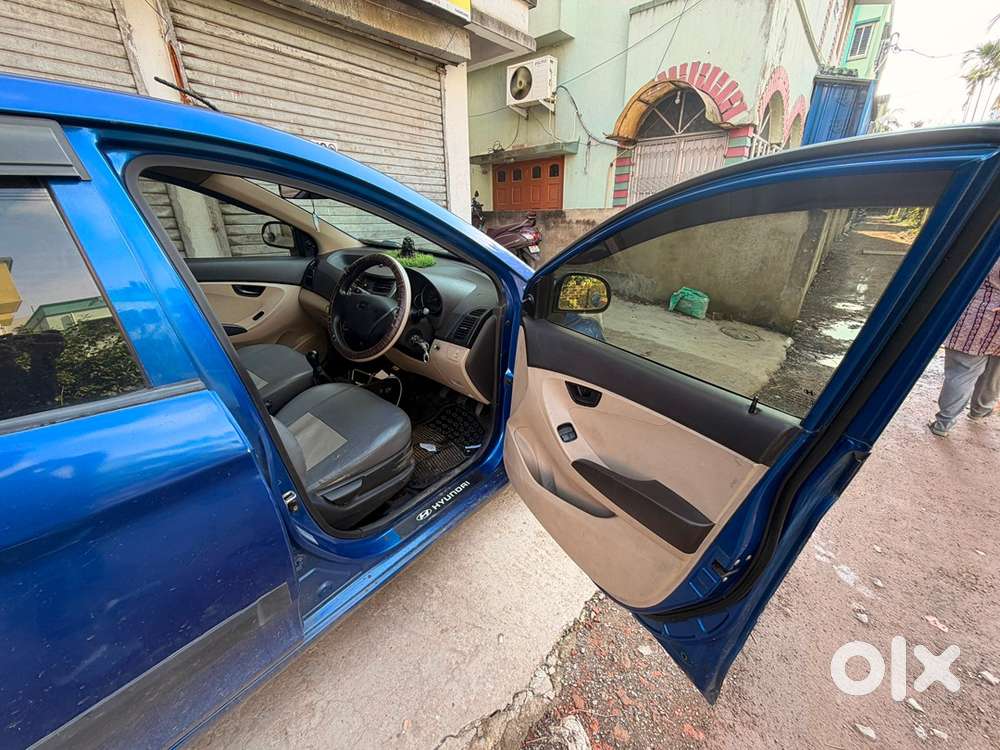 Hyundai Eon Magna 2013