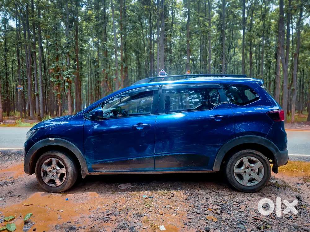 Renault Triber 1.0 Rxz (top) 2019 Petrol