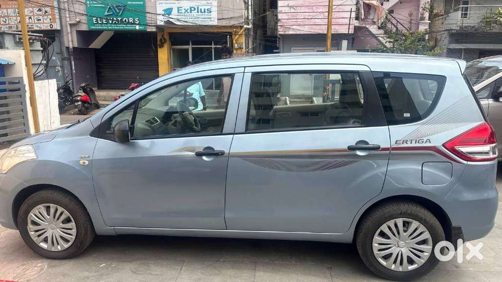 Maruti Suzuki Ertiga 2012-2015 Vdi, 2012, Diesel