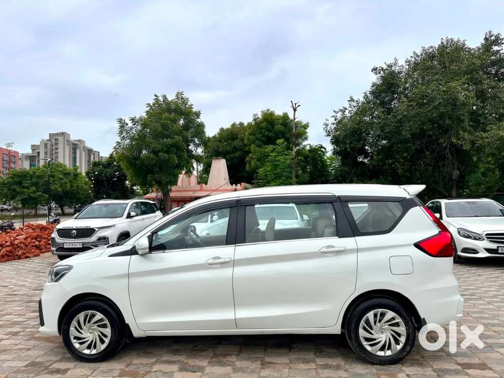 Maruti Suzuki Ertiga 1.5 Vxi, 2021, Petrol