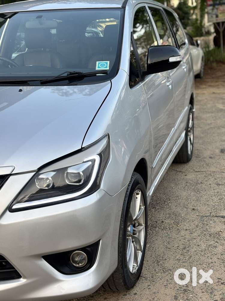 Toyota Innova 2.5 V 7 Str, 2013, Diesel