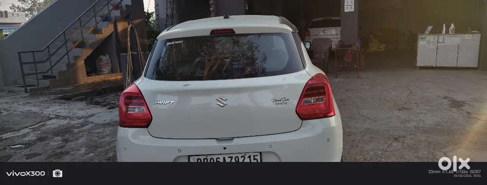 Maruti Suzuki Swift 2021 Petrol 33000 Km Driven