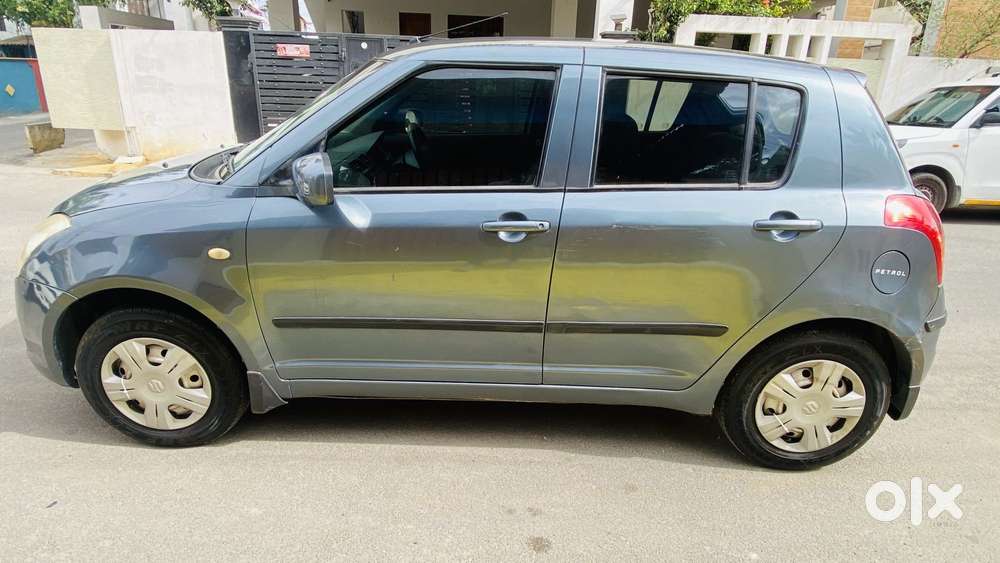 Maruti Suzuki Swift Vxi, 2009, Petrol
