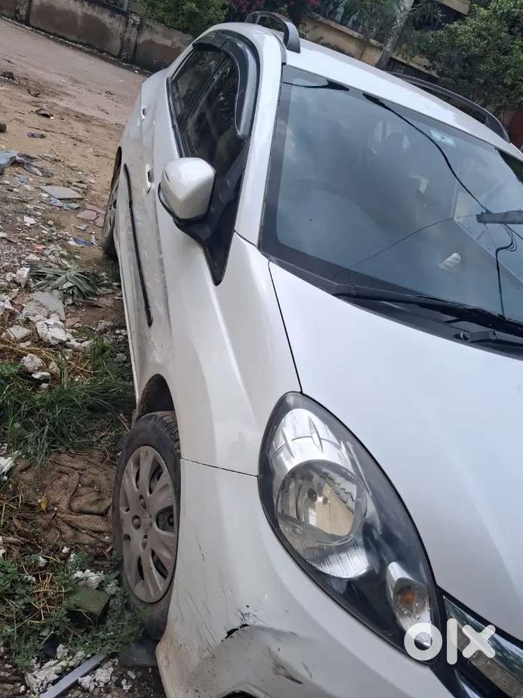 Honda Amaze 2016