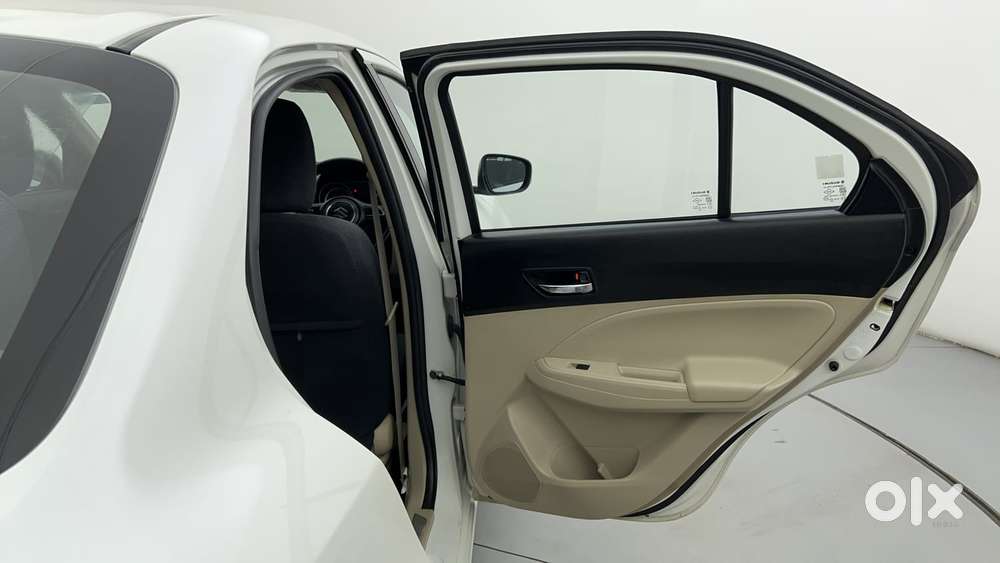 Maruti Suzuki Dzire Vxi Ags, 2021, Petrol