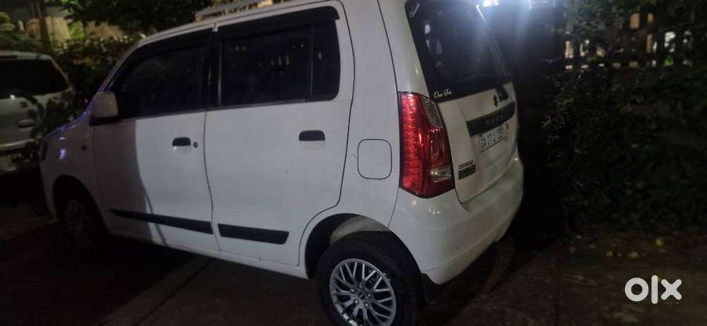 Maruti Suzuki Wagon R Vxi 1.0, 2018, Petrol