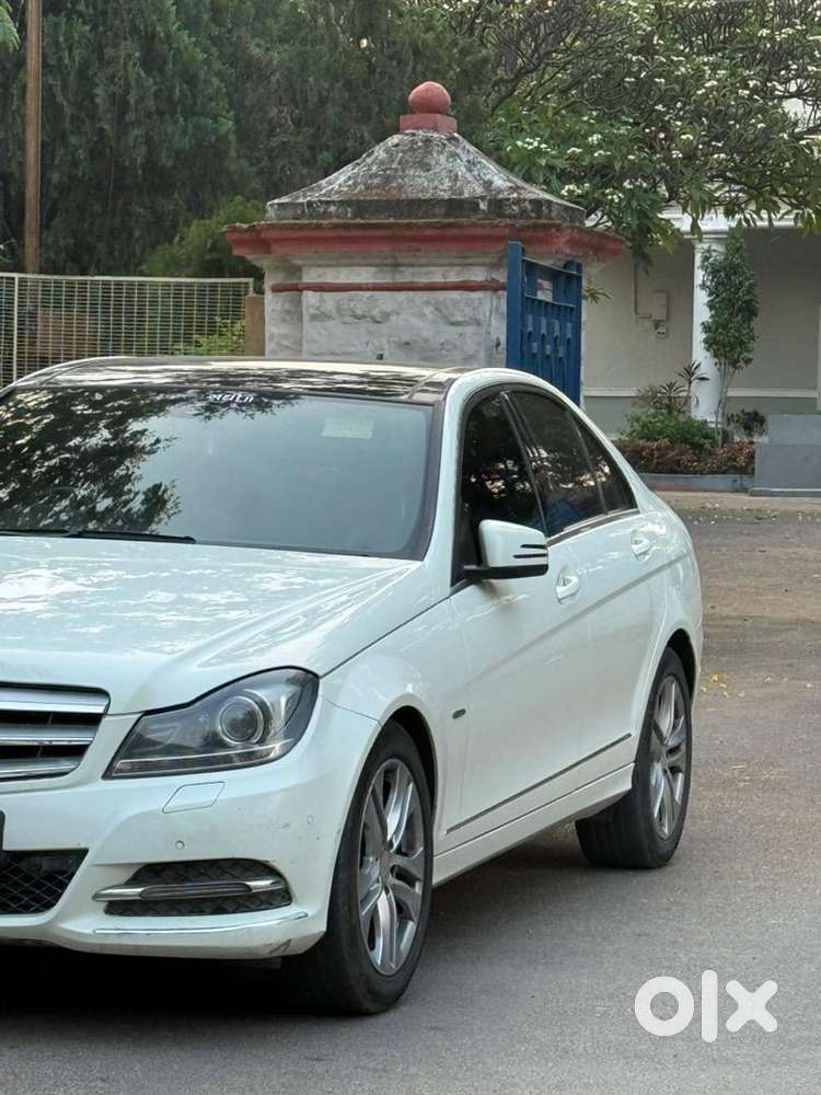 Mercedes-benz C-class 2012 Diesel 95000 Km Driven