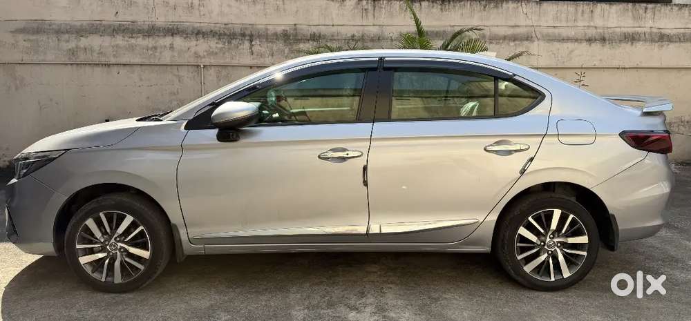 Honda City 2022 Zx Top Model Petrol Mt Well Maintained