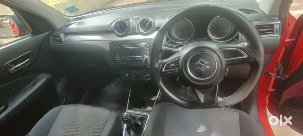 Maruti Suzuki Swift Vxi Abs Bsiv, 2020, Petrol
