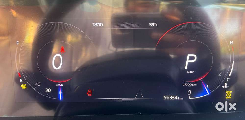 Mahindra Xuv700 2.2 Ax 7 Diesel At Luxury Pack Str Awd, 2022, Diesel