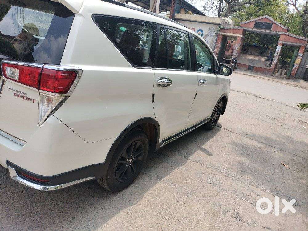 Toyota Innova Crysta Touring Sport 2.4 Mt, 2017, Diesel
