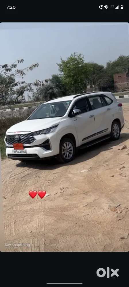 Toyota Innova Hycross 2024