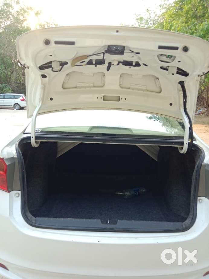 Honda City V Mt Exclusive, 2015, Petrol