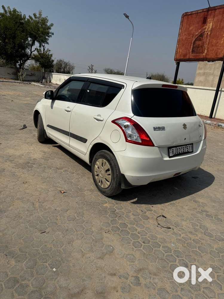 Maruti Suzuki Swift 2013 Diesel 100000 Km Driven