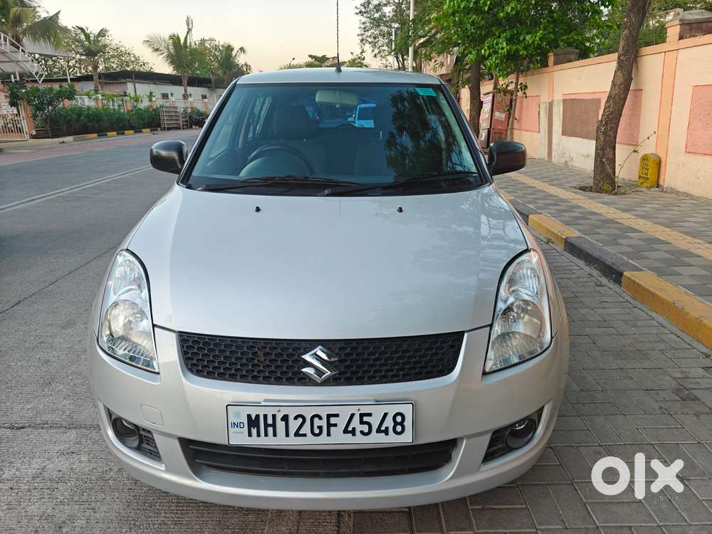 Maruti Suzuki Swift Vxi Abs Bsiv, 2010, Petrol