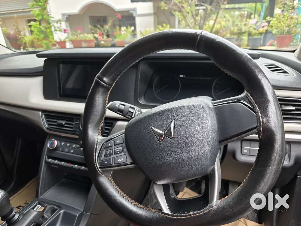Well Maintained 2022 Base Model Diesel  Xuv 700 For Sale